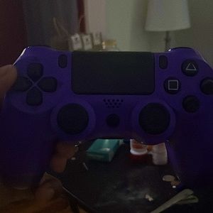 PS4 controller